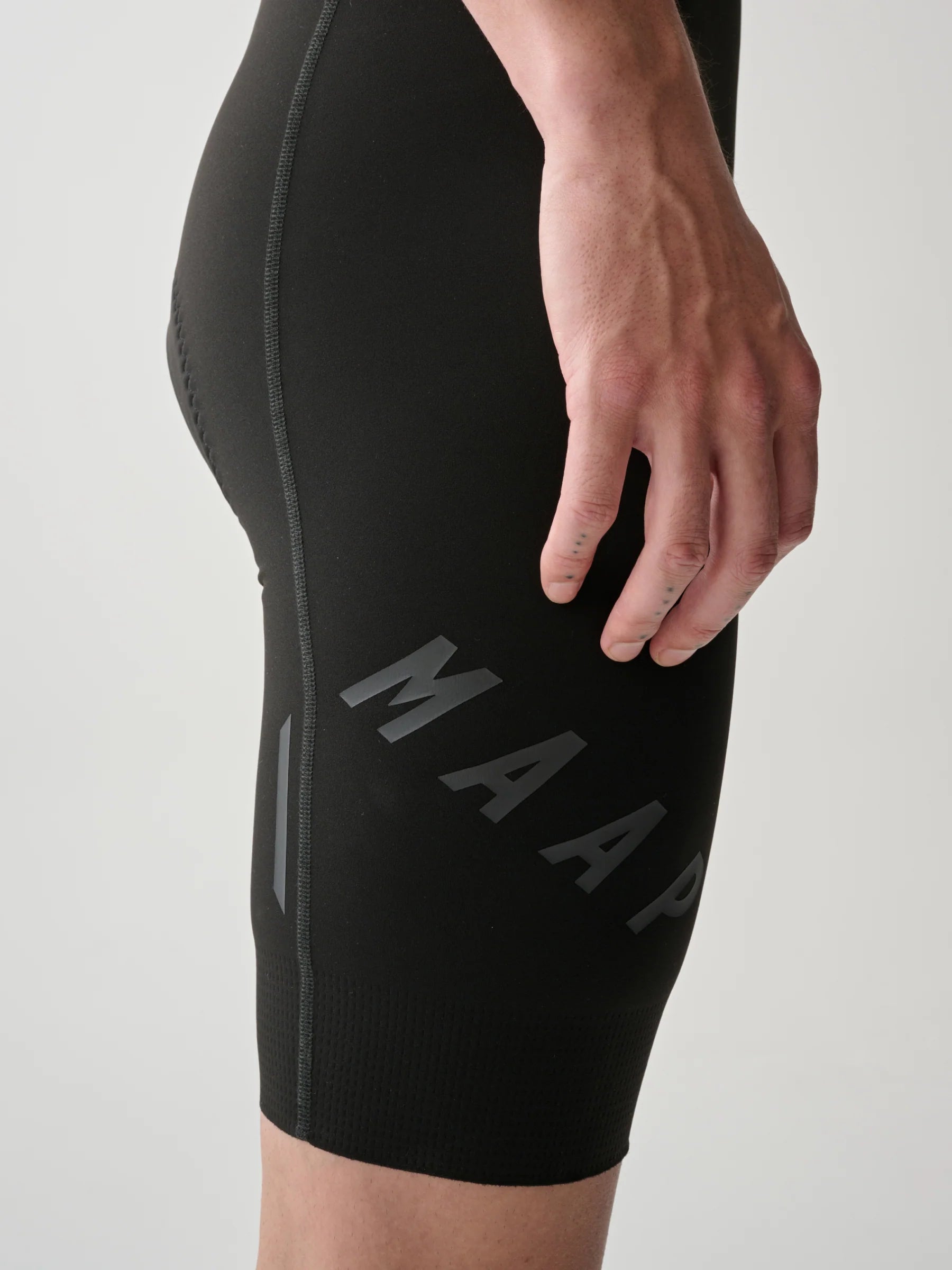 MAAP Aeon Bib Short - Black/Black