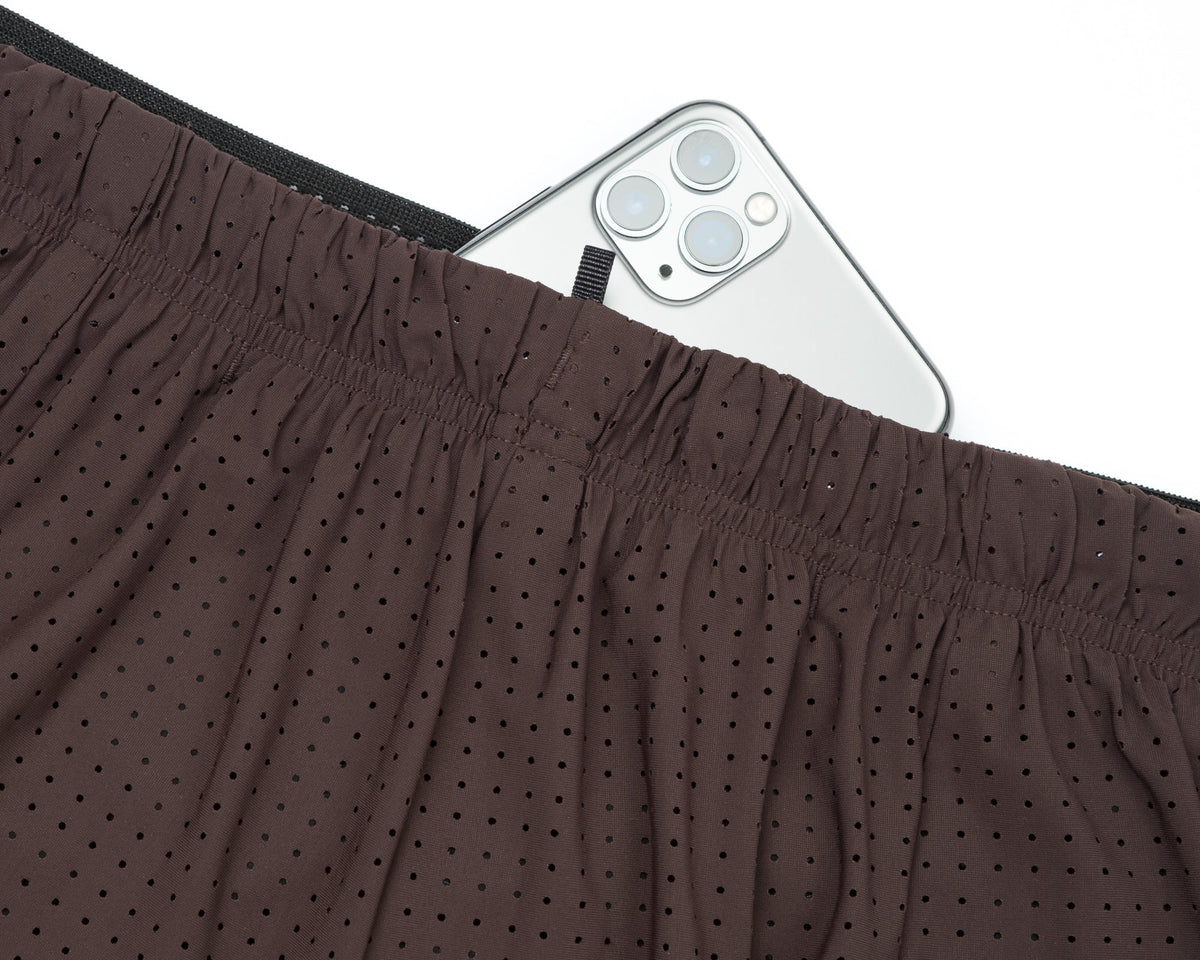 Satisfy Space-O 2.5 inch running shorts in Deep Mahogany, phone pocket