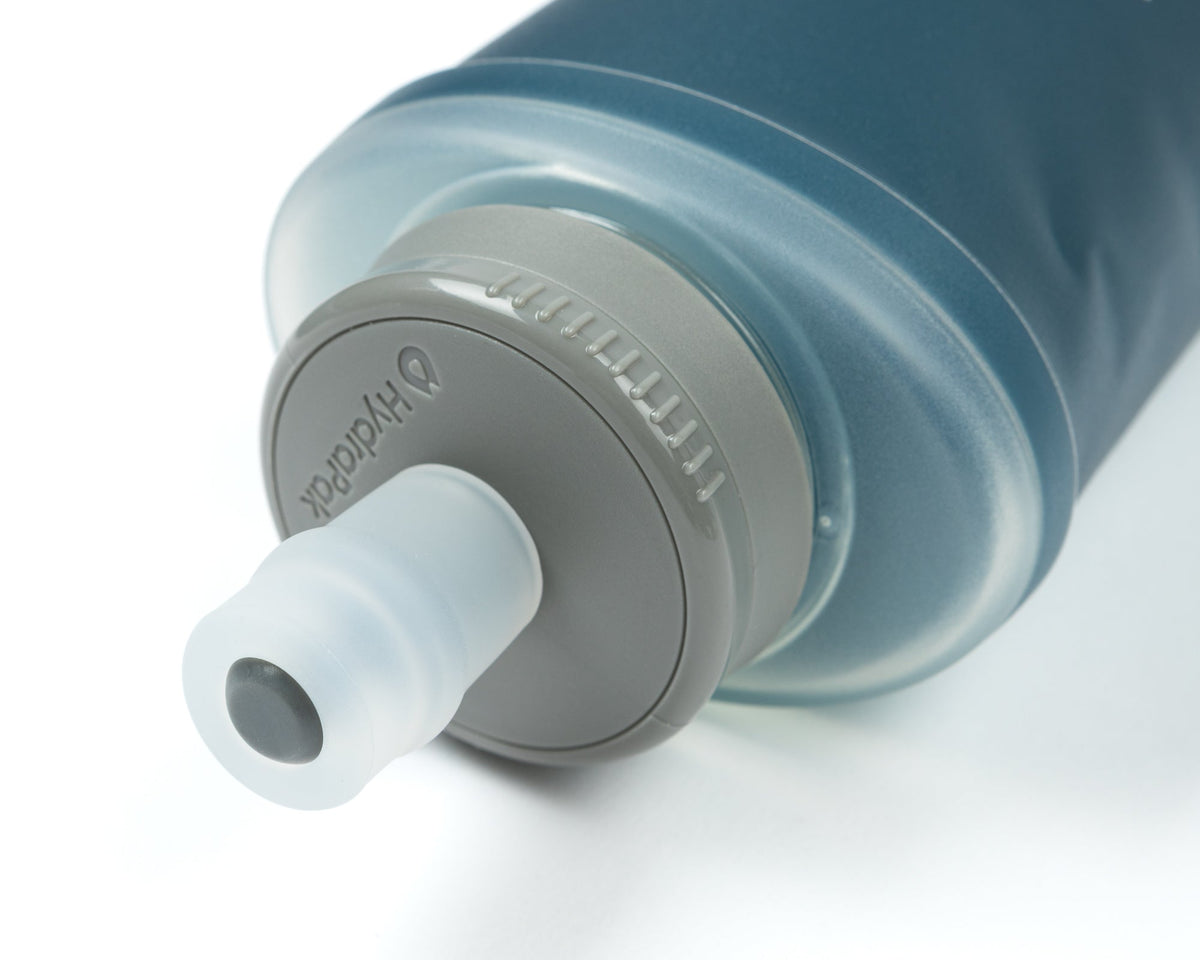 Satisfy HydraPak Soft Flask 500ml 2-pack in Dark Slate, bite valve detail
