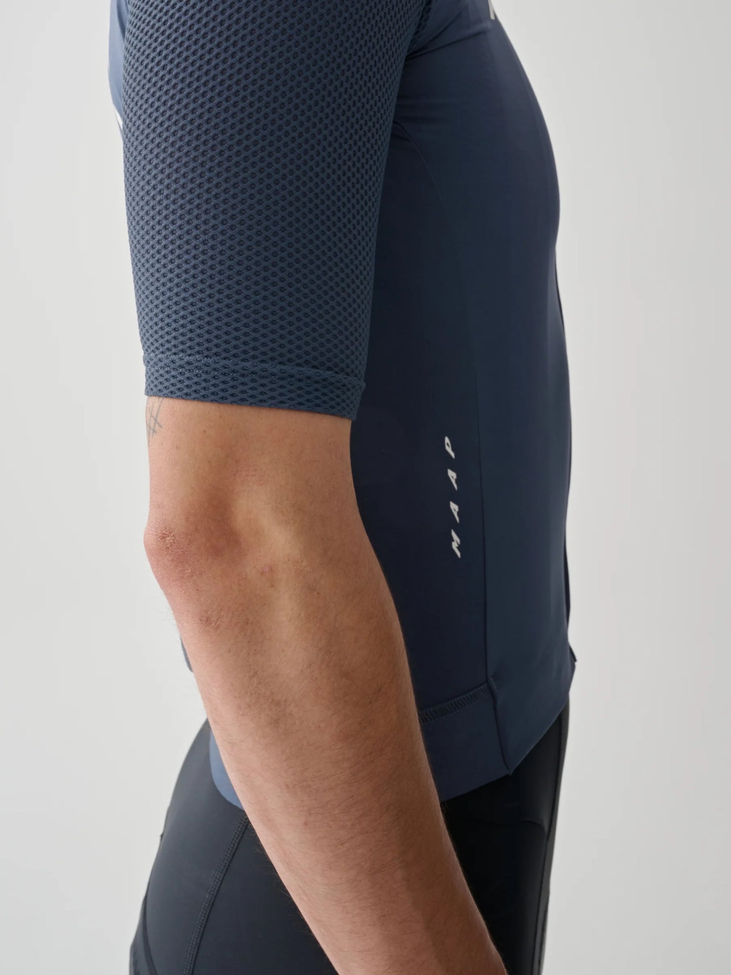 MAAP Men's Evade Pro Base Jersey 2.0 - Midnight